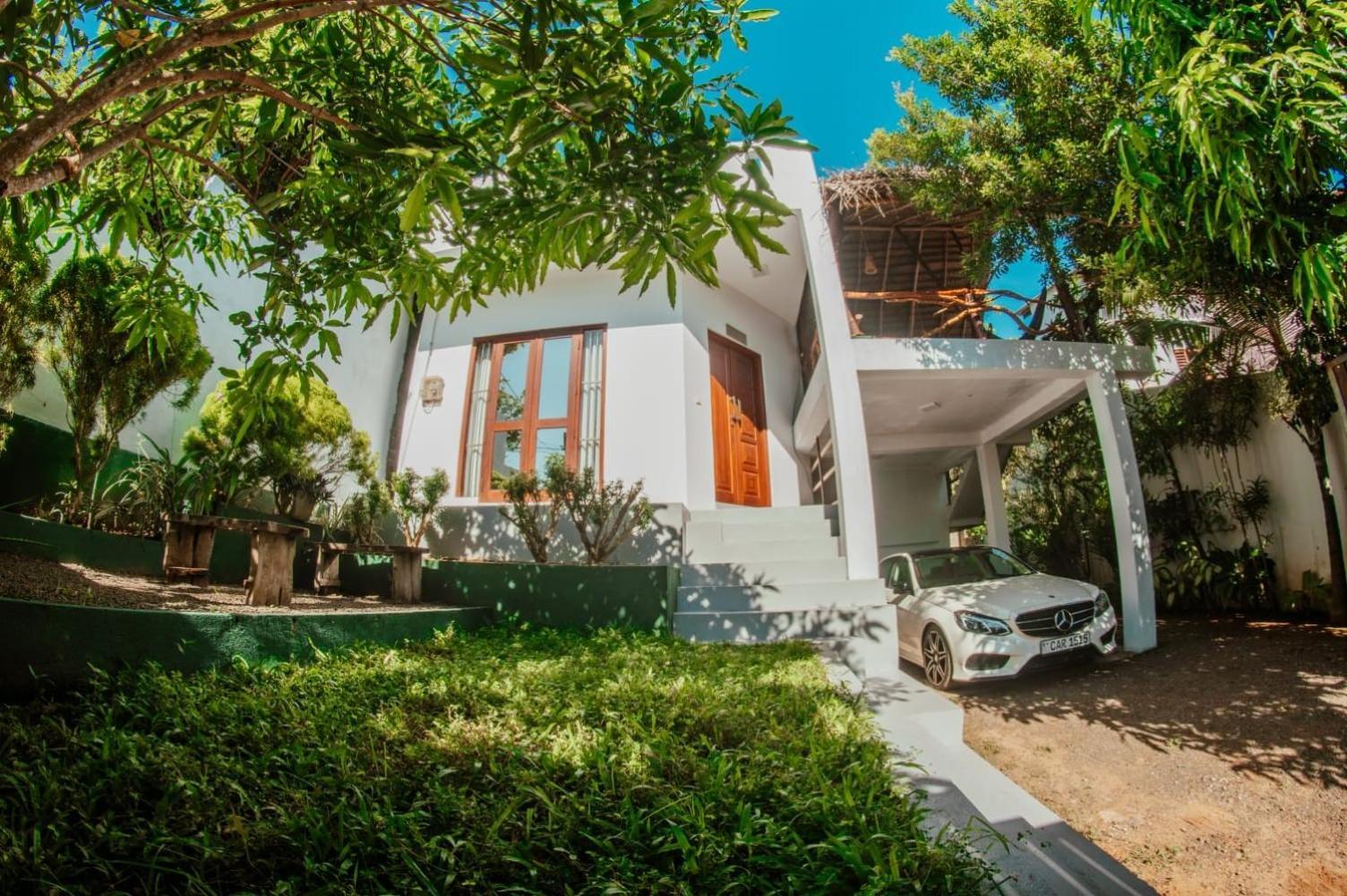 Blue Berry Villa ヒッカドゥワ エクステリア 写真